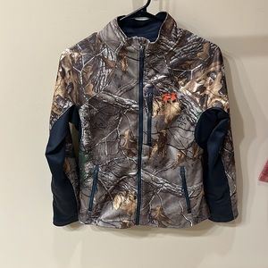 Real Tree Under Armour Womens SoftShell Hunting Jacket
